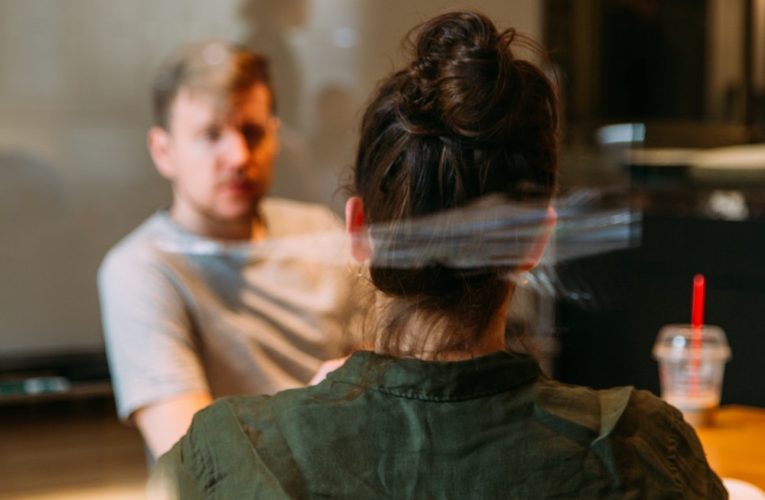 Knoxville: 3 WAYS TO TELL IF SOMEONE CARES FOR YOU